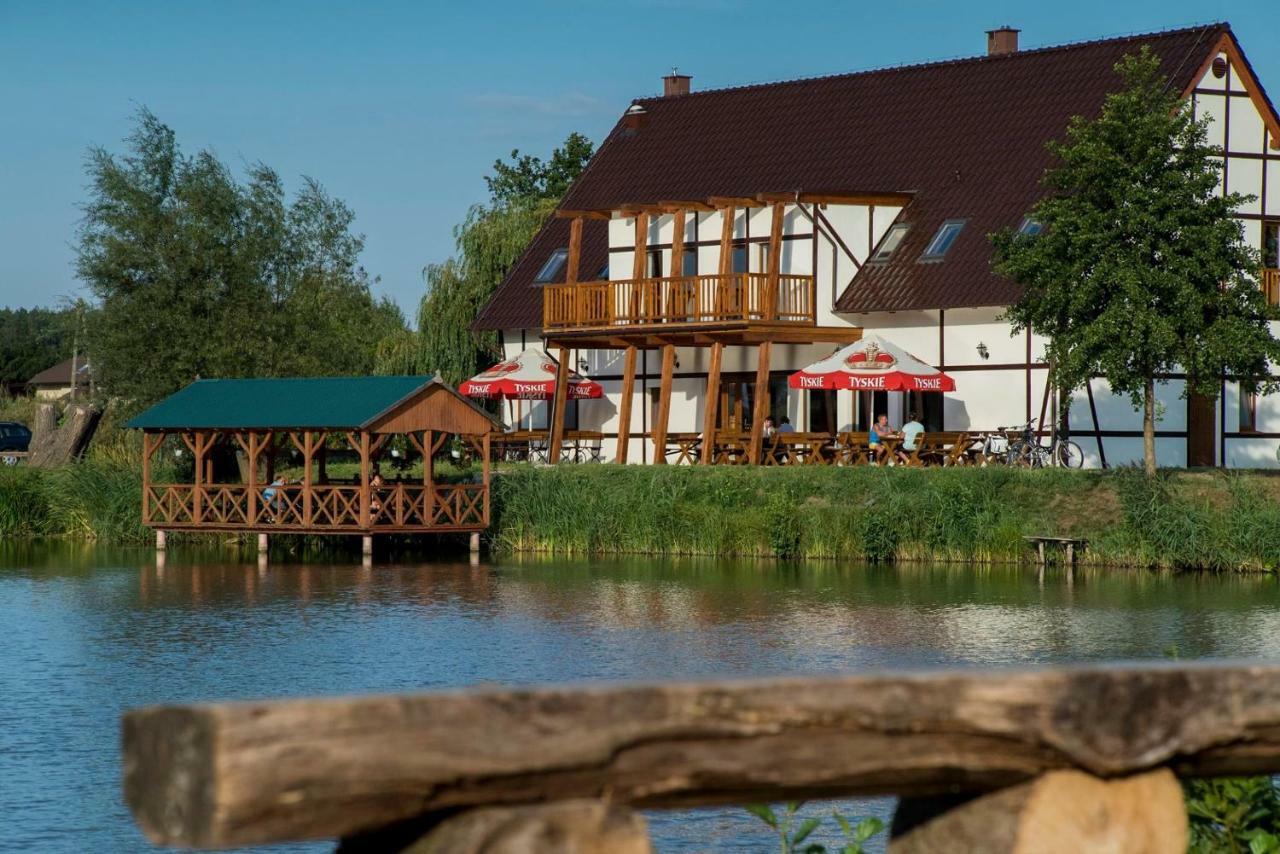 Restauracja Teo 호텔 Cieszkow 외부 사진